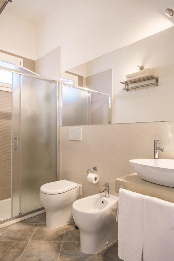Controvento Bed & Breakfast Ла Мадалена Екстериор снимка